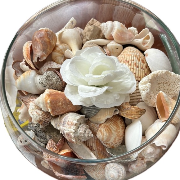 One handmade denim rose from Project Denim Rose by Shawn Marie’s closet. - Picture 3 of 8